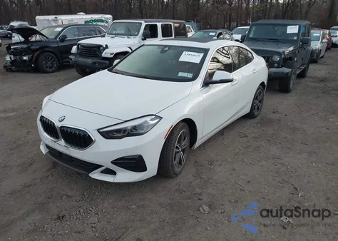 2022 BMW 228 Gran Coupe I xDrive z USA, uszkodzony, nr VIN WBA73AK07N7L24258